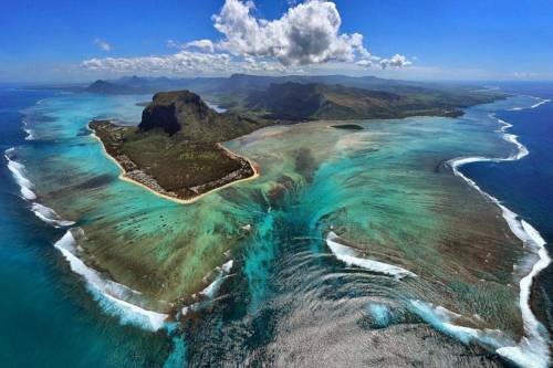 Le Morne - the number 1 flat water destination