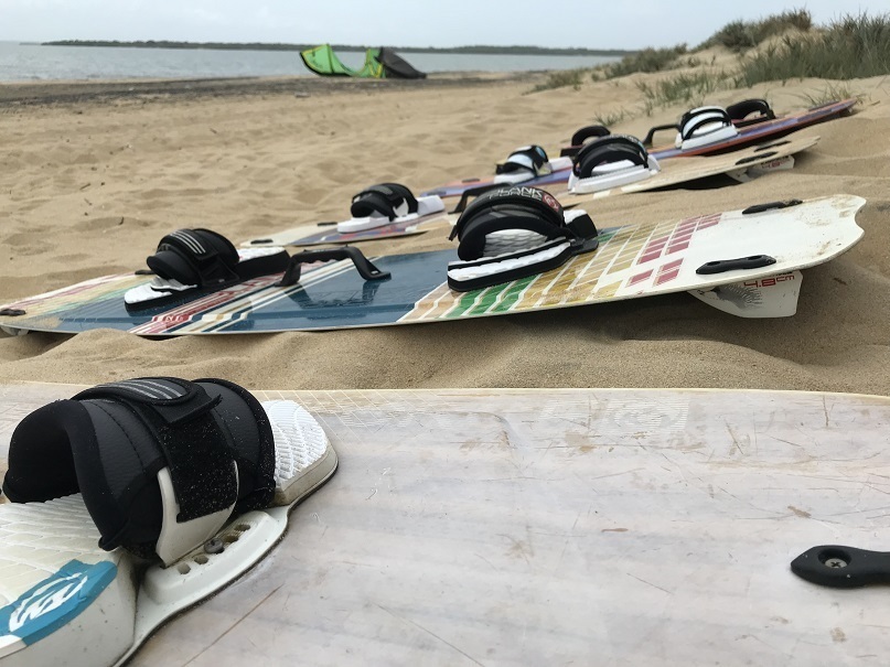 what is the price of kitesurfing kite