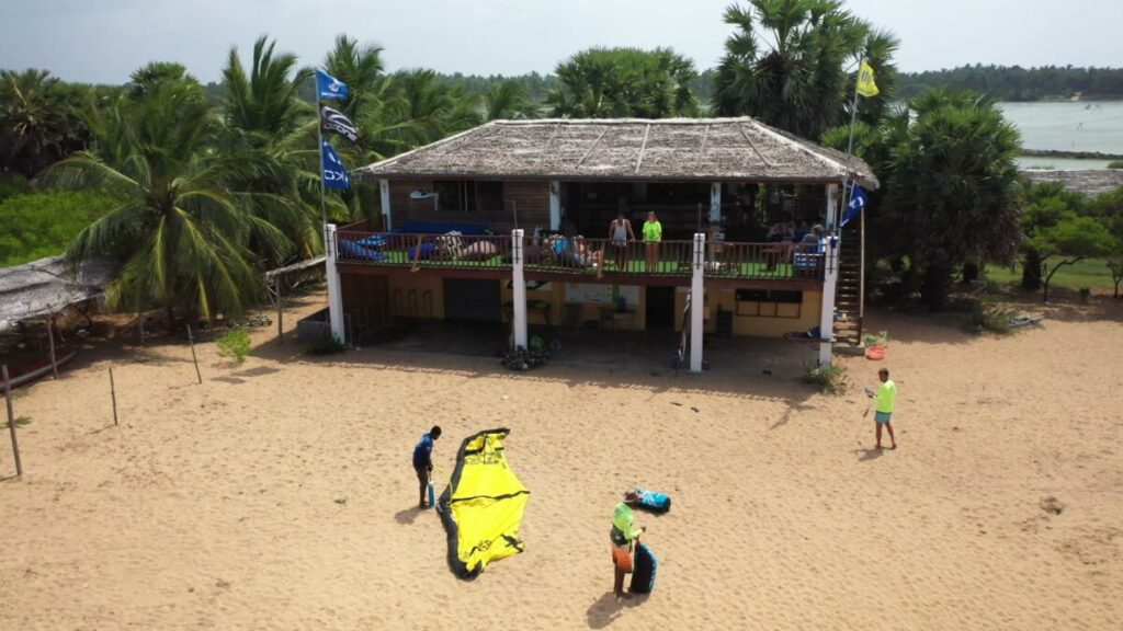 how much wind needed for kitesurfing